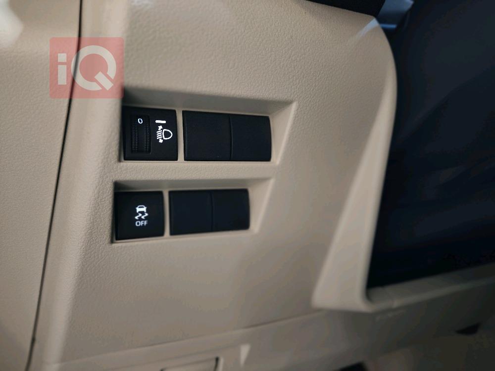 تۆیۆتا لاند کروزەر